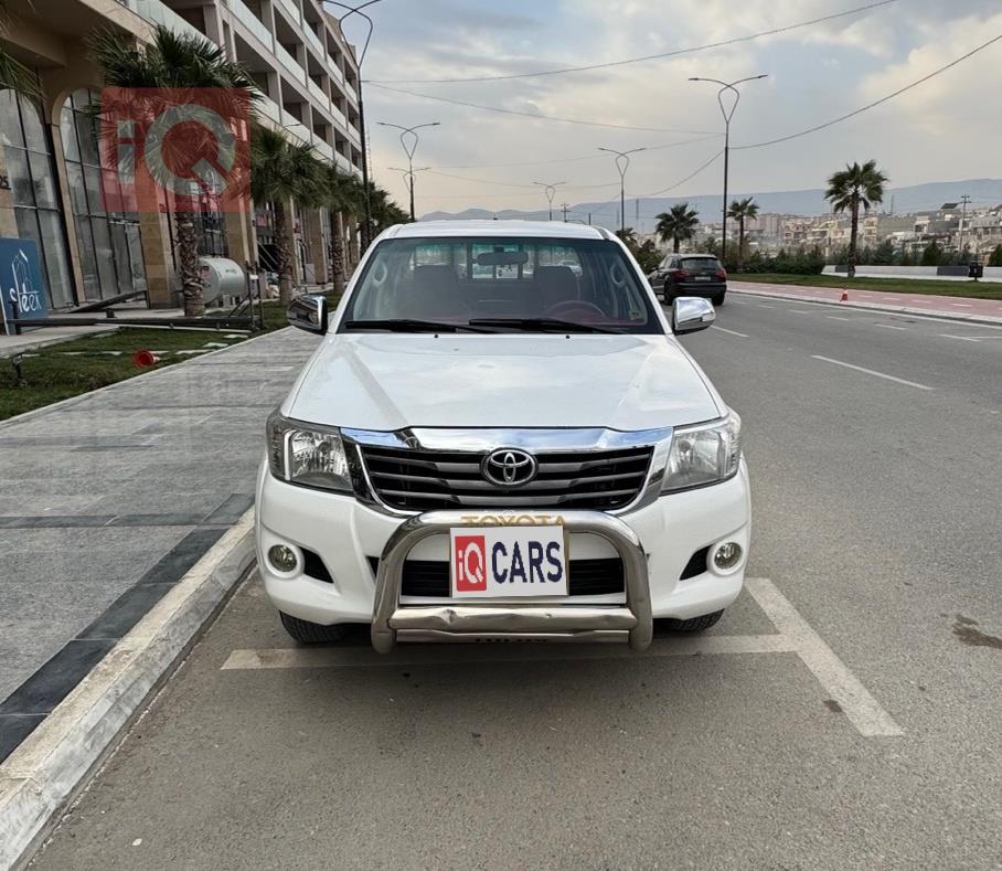 تويوتا هايلوكس